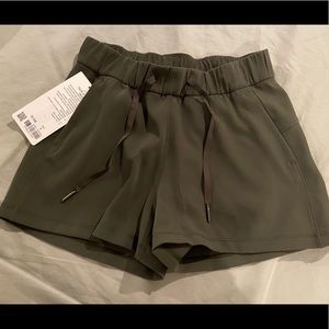 Lulu Lemon shorts on the fly